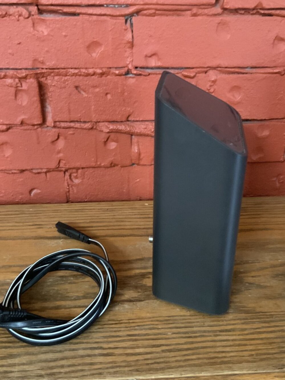 Videotron Helix Fi Gateway Router/Cable Modem - Picture 3 of 9